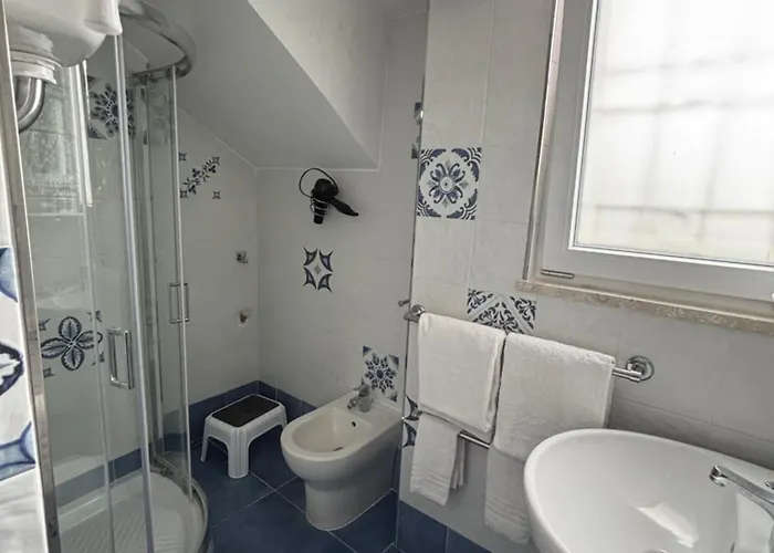 Guest house Blumoon Capri Con Accesso Piscina 3*