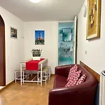 Blumoon Capri Con Accesso Piscina Анакапри