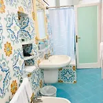 Blumoon Capri Con Accesso Piscina Анакапри