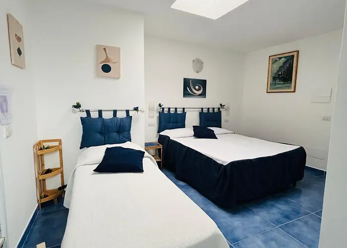 Blumoon Capri Guest house